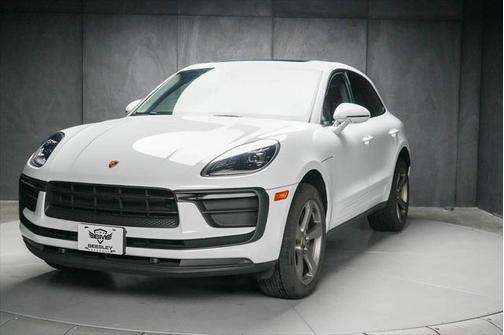 2022 Porsche Macan Base