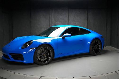 2022 Porsche 911 Carrera GTS