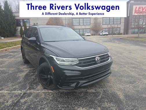 2023 Volkswagen Tiguan 2.0T SE R-Line Black