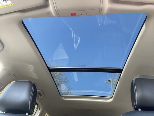 2023 Volkswagen Atlas 3.6 SE w/ Technology