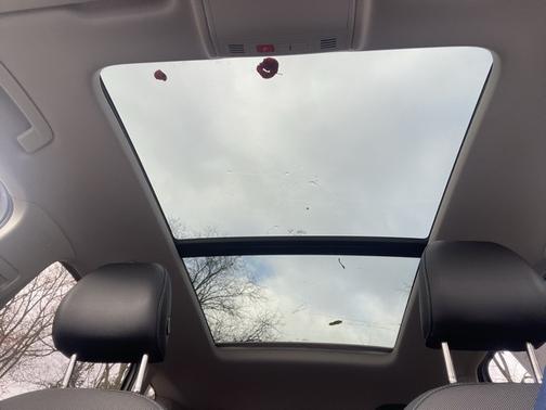 2025 Volkswagen Taos 1.5T SE Black