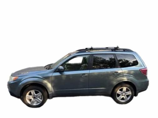 Green 2010 Subaru Forester 2.5 X Premium