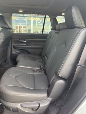 Wind Chill Pearl 2024 Toyota Grand Highlander Limited