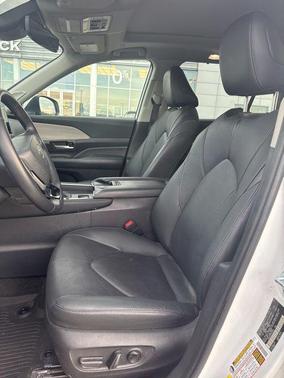 Wind Chill Pearl 2024 Toyota Grand Highlander Limited