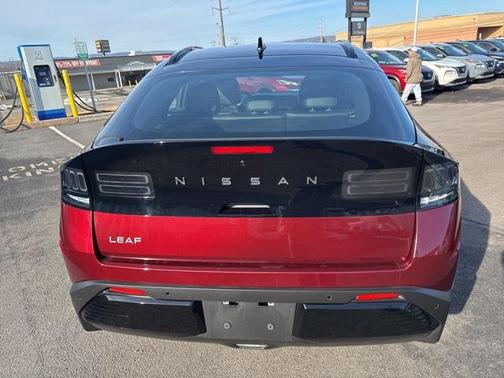 2026 Nissan Leaf PLATINUM+