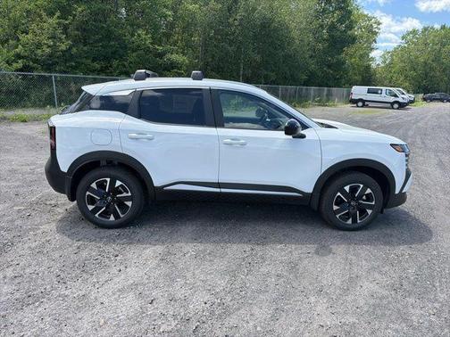 Fresh Powder 2026 Nissan Kicks SV