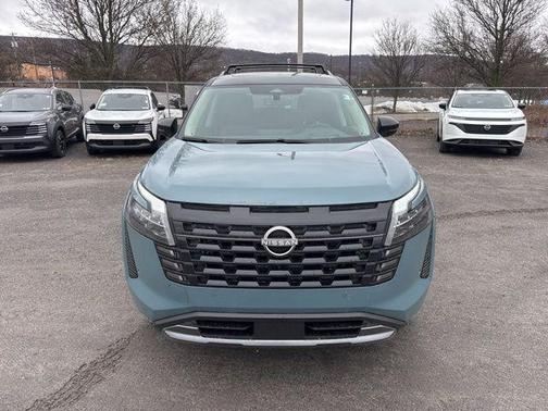 Baltic Teal/Super Black 2026 Nissan Pathfinder Platinum