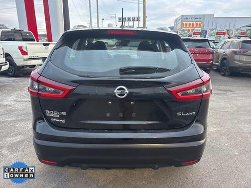 2021 Nissan Rogue Sport SL
