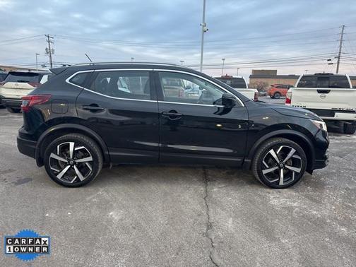 2021 Nissan Rogue Sport SL