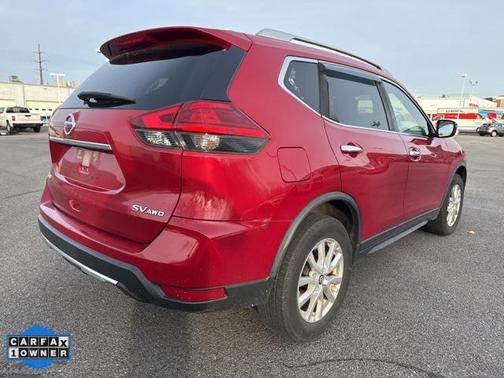 2017 Nissan Rogue SV