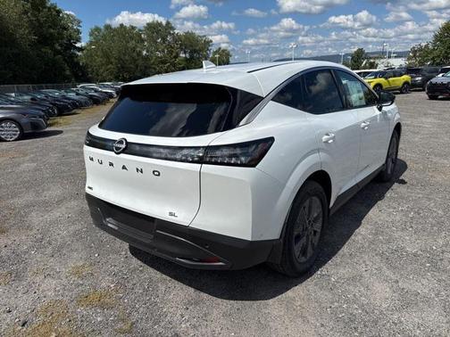 2025 Nissan Murano SL
