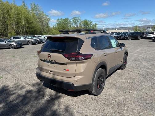 2025 Nissan Rogue Rock Creek