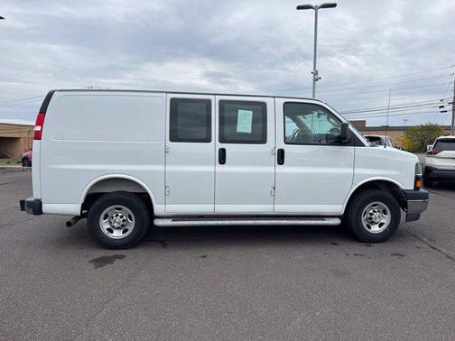 Summit White 2025 Chevrolet Express 2500 Work Van
