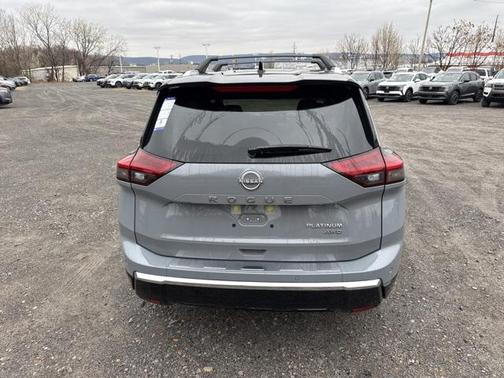 2025 Nissan Rogue Platinum