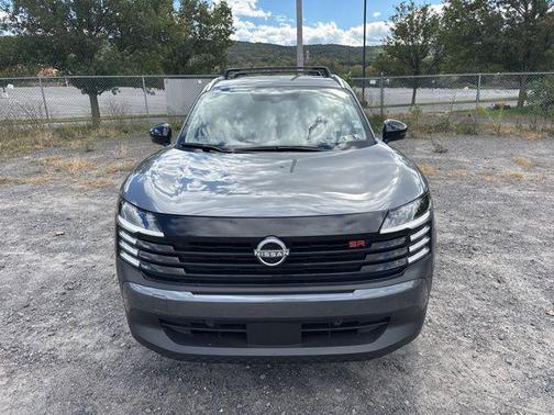 Gun Metallic 2026 Nissan Kicks SR