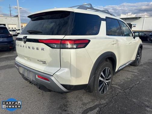 2023 Nissan Pathfinder Platinum 4WD