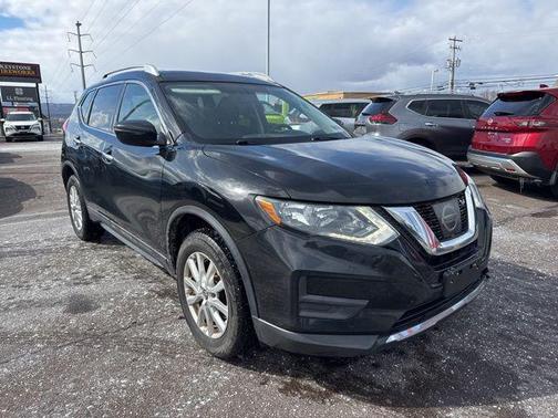 2017 Nissan Rogue SV