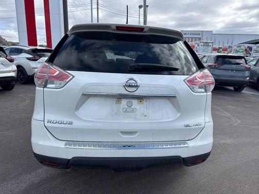 2016 Nissan Rogue SL