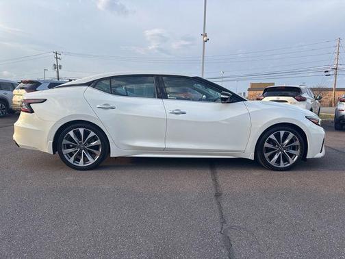 Pearl White Tricoat 2021 Nissan Maxima 3.5 Platinum