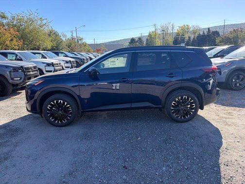 Deep Ocean Blue Pearl 2027 Nissan Rogue Dark Armor