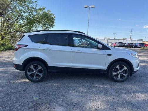 White Platinum 2018 Ford Escape SEL