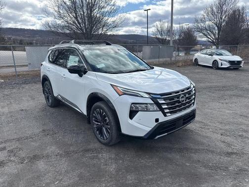 2025 Nissan Rogue Platinum