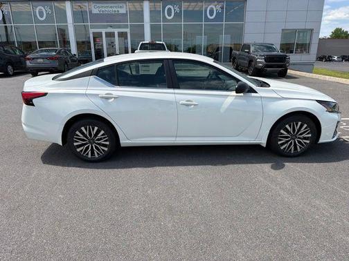 Pearl White Tricoat 2026 Nissan Altima 2.5 SV