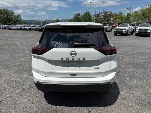 2025 Nissan Rogue S