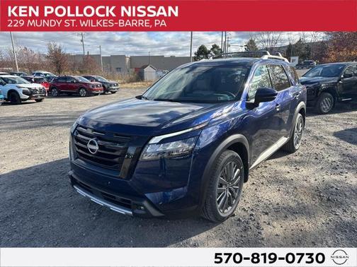 2025 Nissan Pathfinder SL 4WD