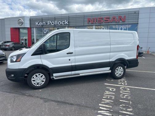 Oxford White 2025 Ford Transit-250 Base