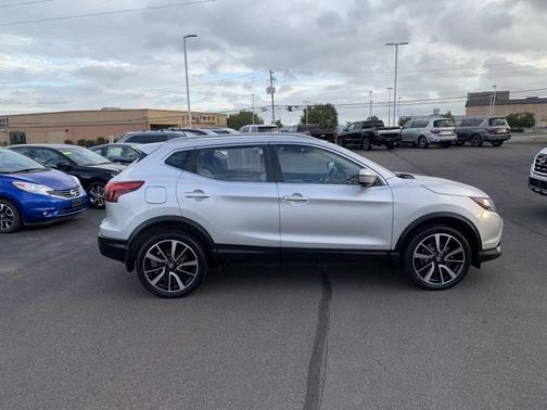 2018 Nissan Rogue Sport SL