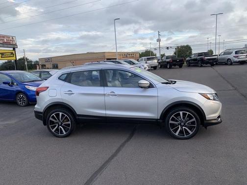 2018 Nissan Rogue Sport SL