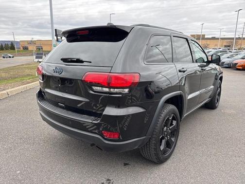 2019 Jeep Grand Cherokee Upland