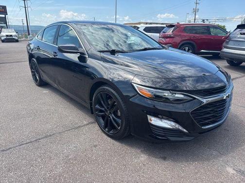 Mosaic Black Metallic 2020 Chevrolet Malibu FWD LT