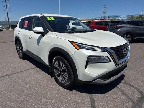 Pearl White Tricoat 2023 Nissan Rogue SV