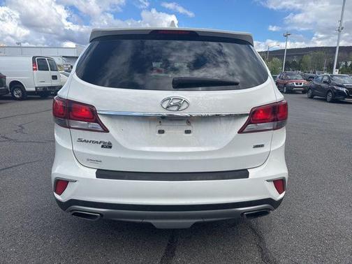 Monaco White 2019 Hyundai Santa Fe XL SE