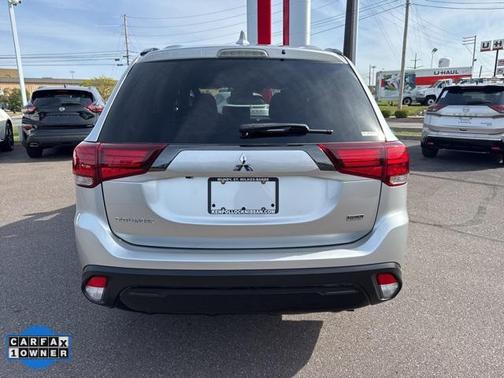 2020 Mitsubishi Outlander SP