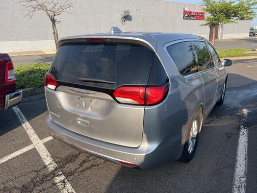Billet Silver Metallic Clearcoat 2019 Chrysler Pacifica Touring Plus