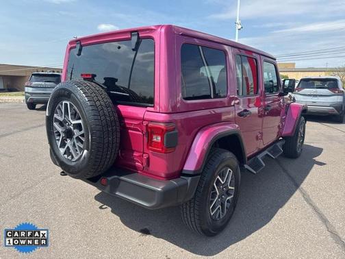 2024 Jeep Wrangler 4-Door Sahara 4x4