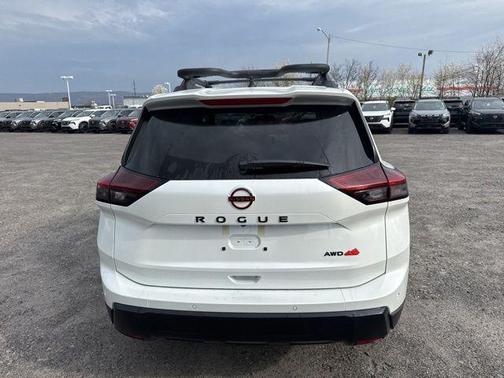 Everest White Pearl Tricoat 2026 Nissan Rogue Rock Creek