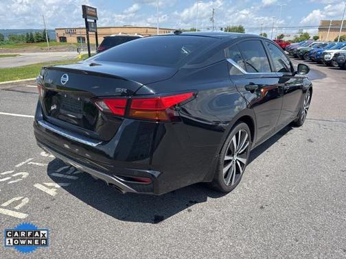 2020 Nissan Altima SR FWD