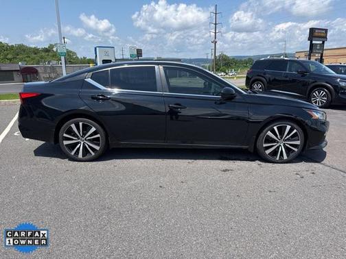 2020 Nissan Altima SR FWD