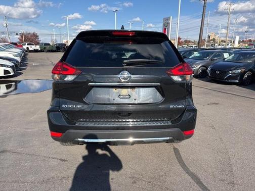 2018 Nissan Rogue SV