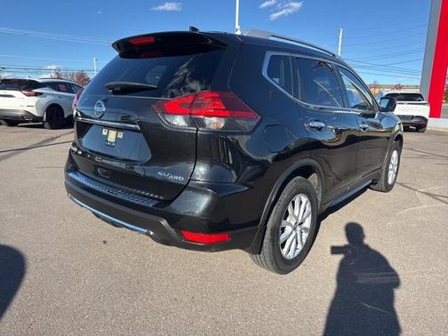 2018 Nissan Rogue SV