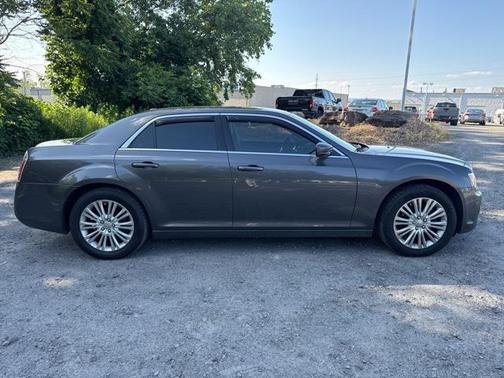 2014 Chrysler 300 S