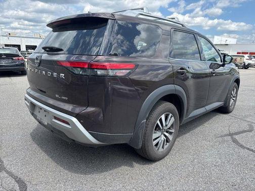 Mocha Almond Pearl 2022 Nissan Pathfinder SL 4WD