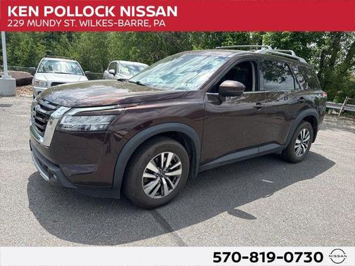 Mocha Almond Pearl 2022 Nissan Pathfinder SL 4WD