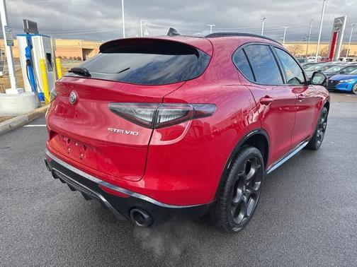 2024 Alfa Romeo Stelvio Veloce AWD