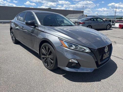 Gun Metallic 2022 Nissan Altima SR Intelligent AWD