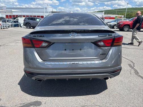 Gun Metallic 2022 Nissan Altima SR Intelligent AWD